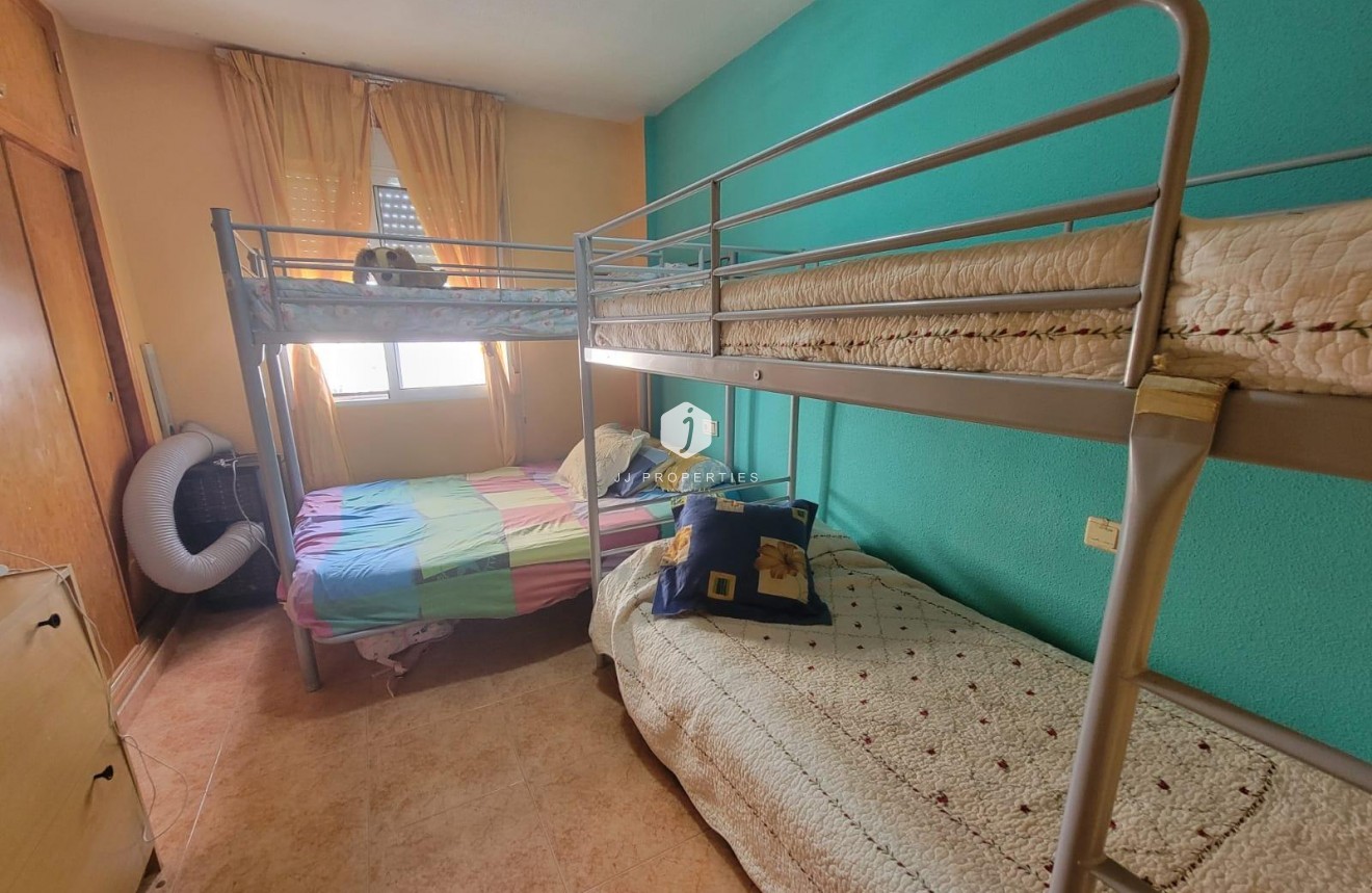 Segunda mano - Apartamento / piso -
Torrevieja - Nueva Torrevieja