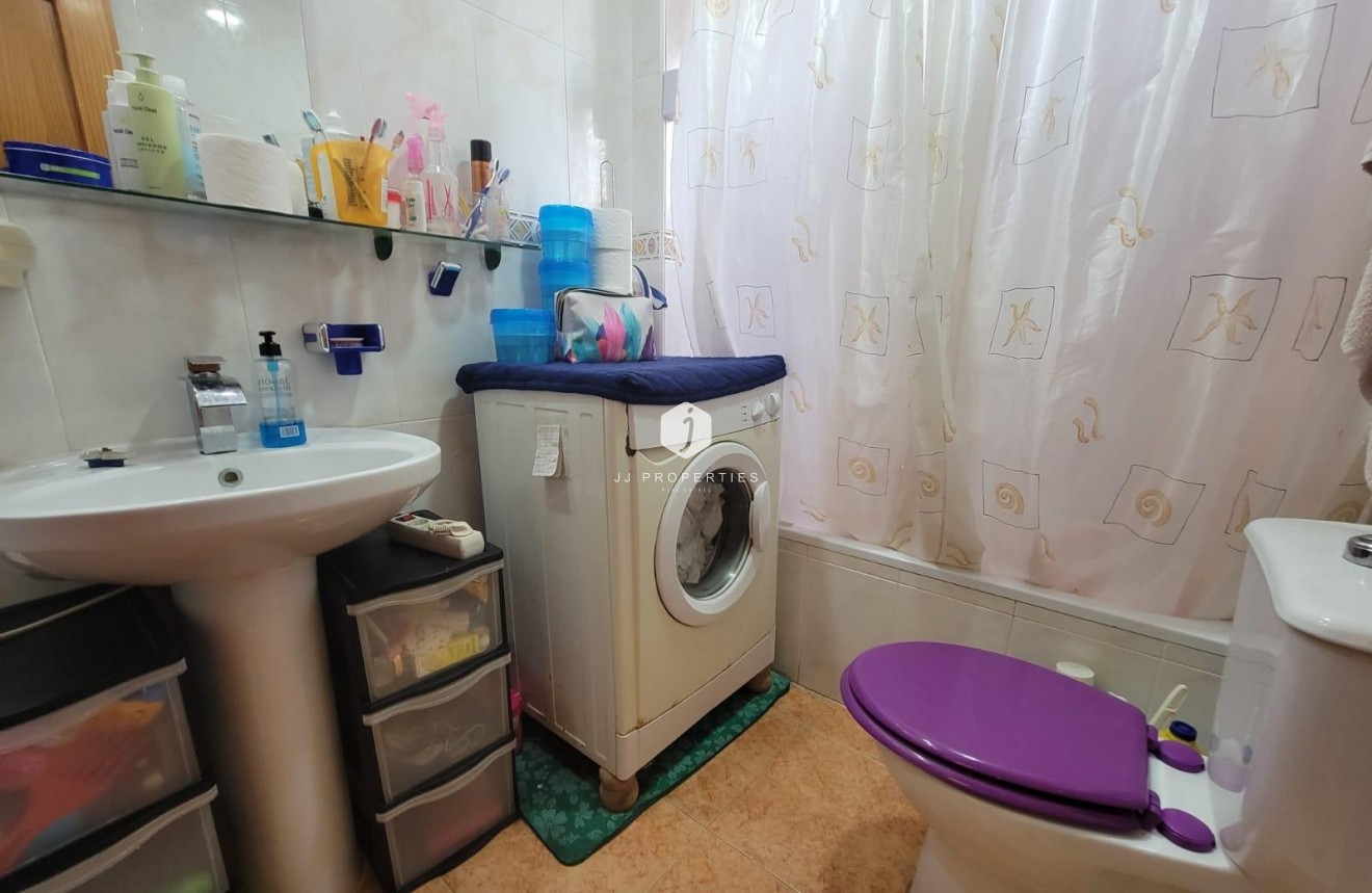 Segunda mano - Apartamento / piso -
Torrevieja - Nueva Torrevieja