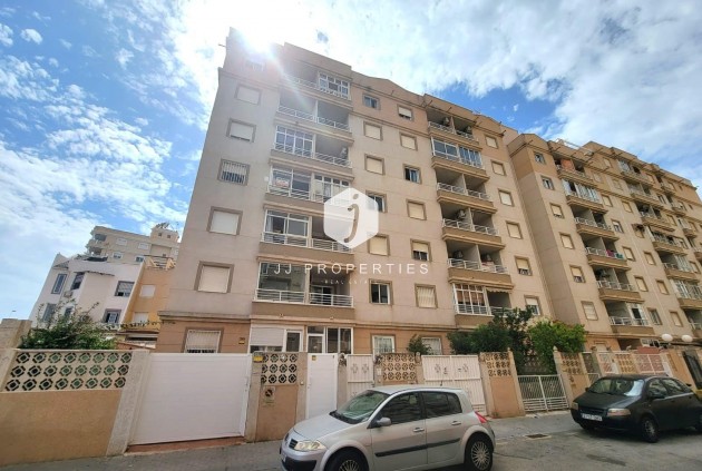 Segunda mano - Apartamento / piso -
Torrevieja - Nueva Torrevieja