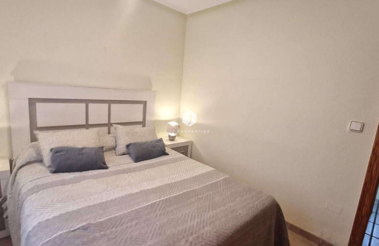 Segunda mano - Chalet -
Torrevieja - Torreblanca