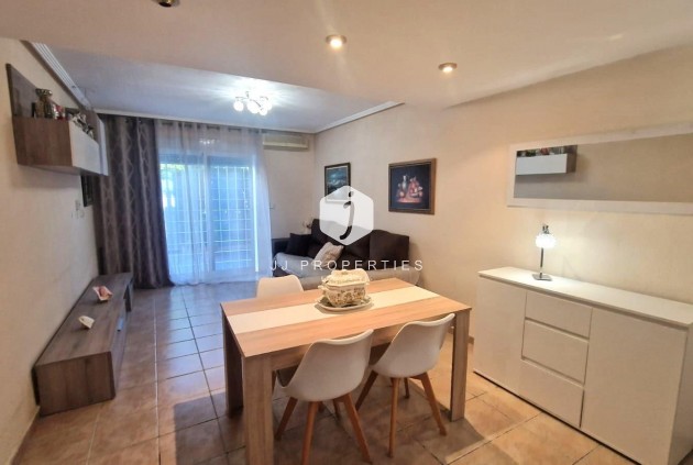 Segunda mano - Chalet -
Torrevieja - Torreblanca