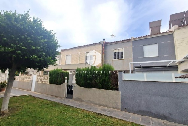 Segunda mano - Chalet -
Torrevieja - Torreblanca