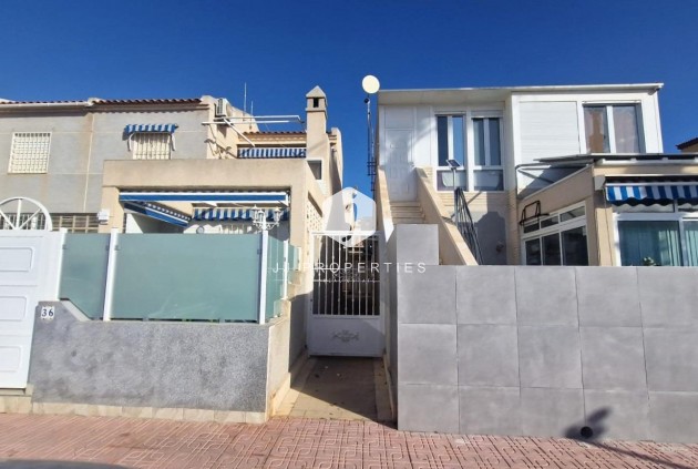 Segunda mano - Chalet -
Torrevieja - Torreblanca