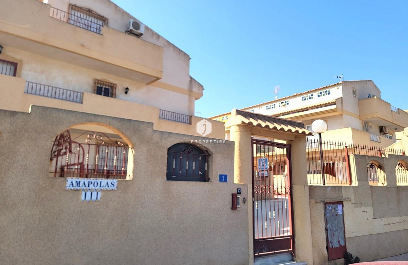 Segunda mano - Chalet -
Orihuela Costa - Playa Flamenca