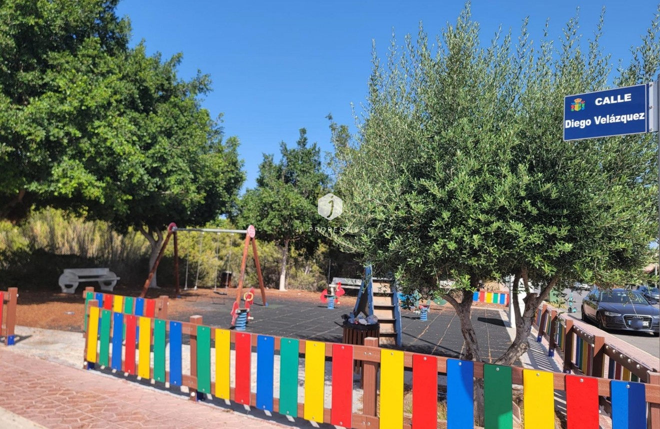 Segunda mano - Chalet -
Orihuela Costa - Playa Flamenca