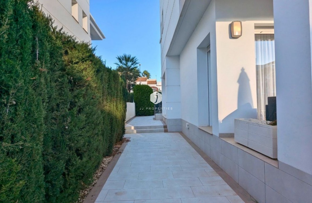 Aus zweiter Hand - Chalet -
Ciudad Quesada - Costa Blanca