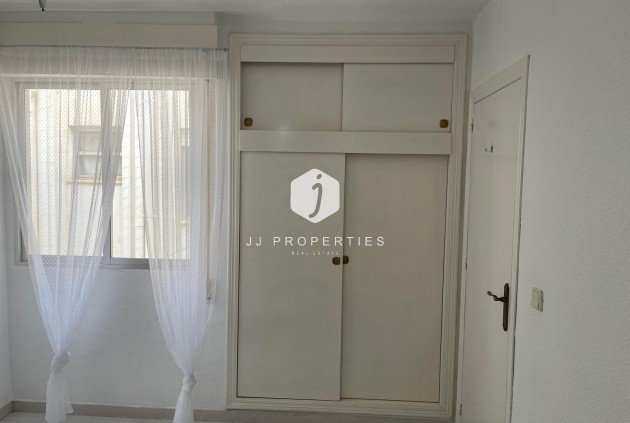 Segunda mano - Ático -
Torrevieja - Centro