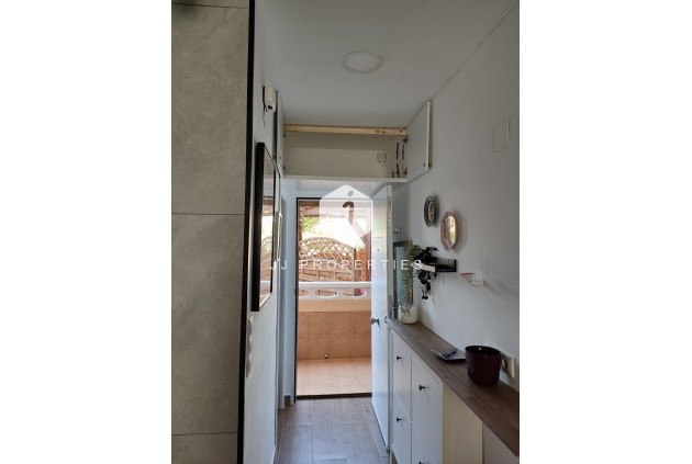 Segunda mano - Apartamento / piso -
Torrevieja - La Mata