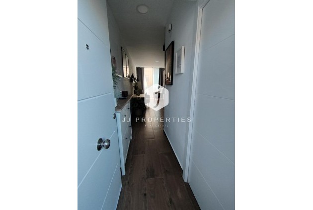 Segunda mano - Apartamento / piso -
Torrevieja - La Mata