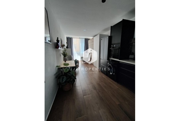 Segunda mano - Apartamento / piso -
Torrevieja - La Mata