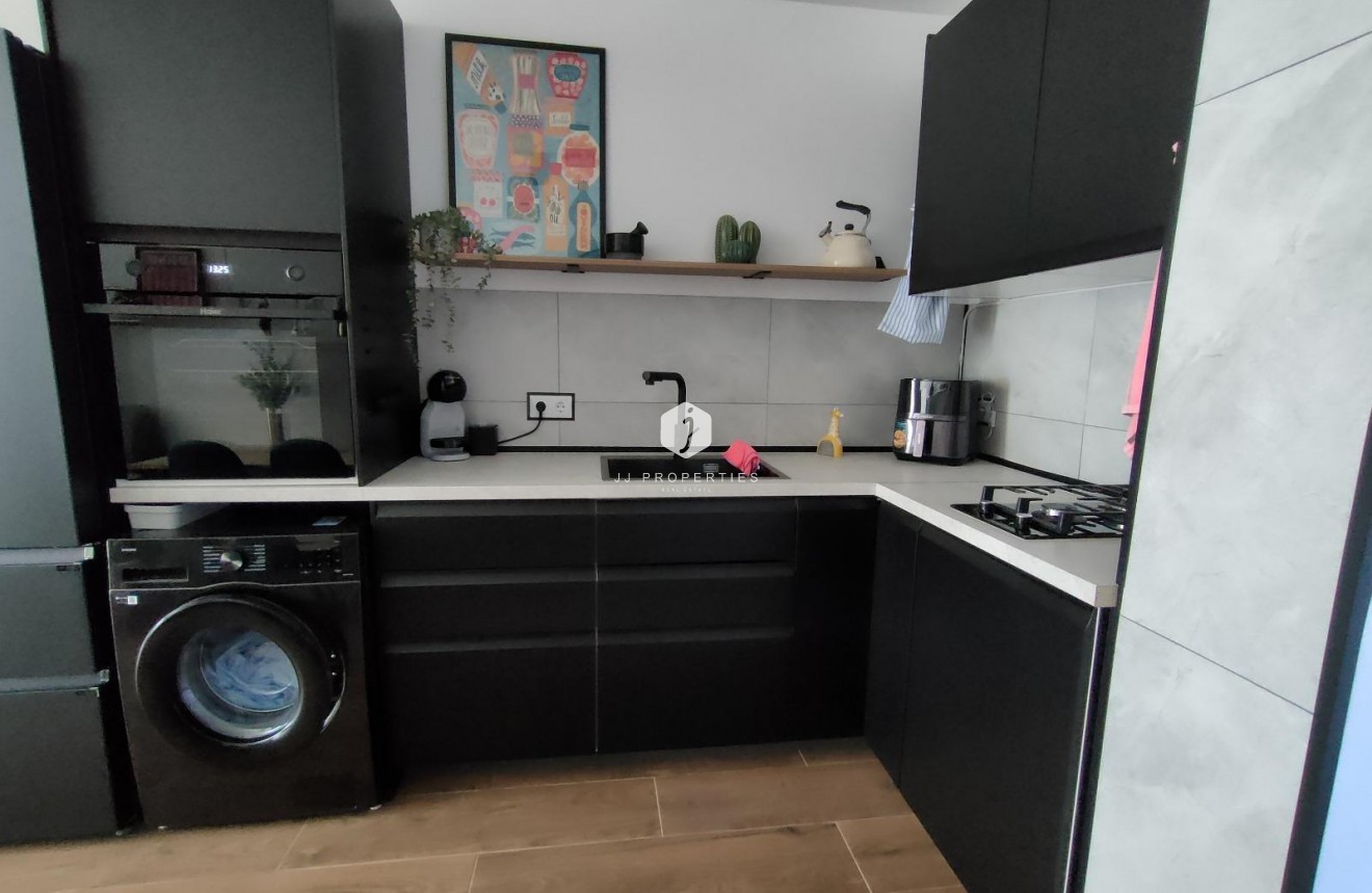 Segunda mano - Apartamento / piso -
Torrevieja - La Mata