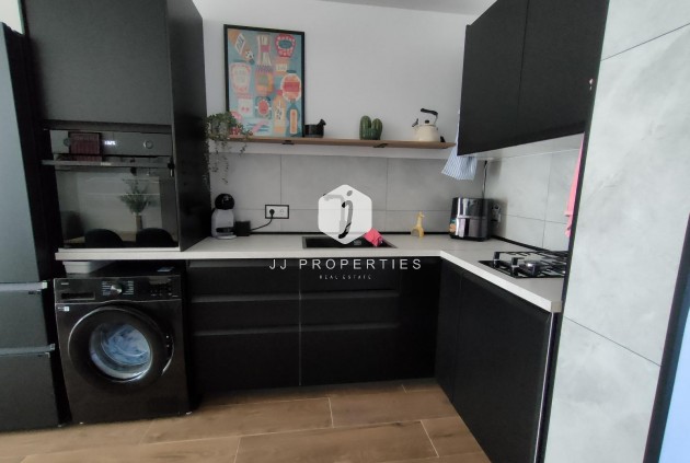 Segunda mano - Apartamento / piso -
Torrevieja - La Mata