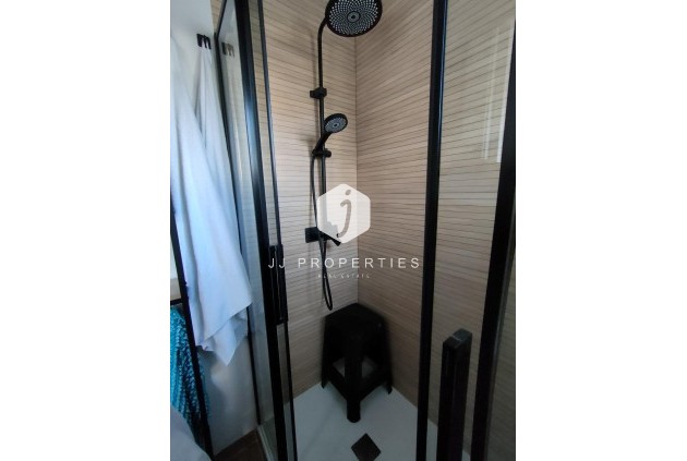 Segunda mano - Apartamento / piso -
Torrevieja - La Mata