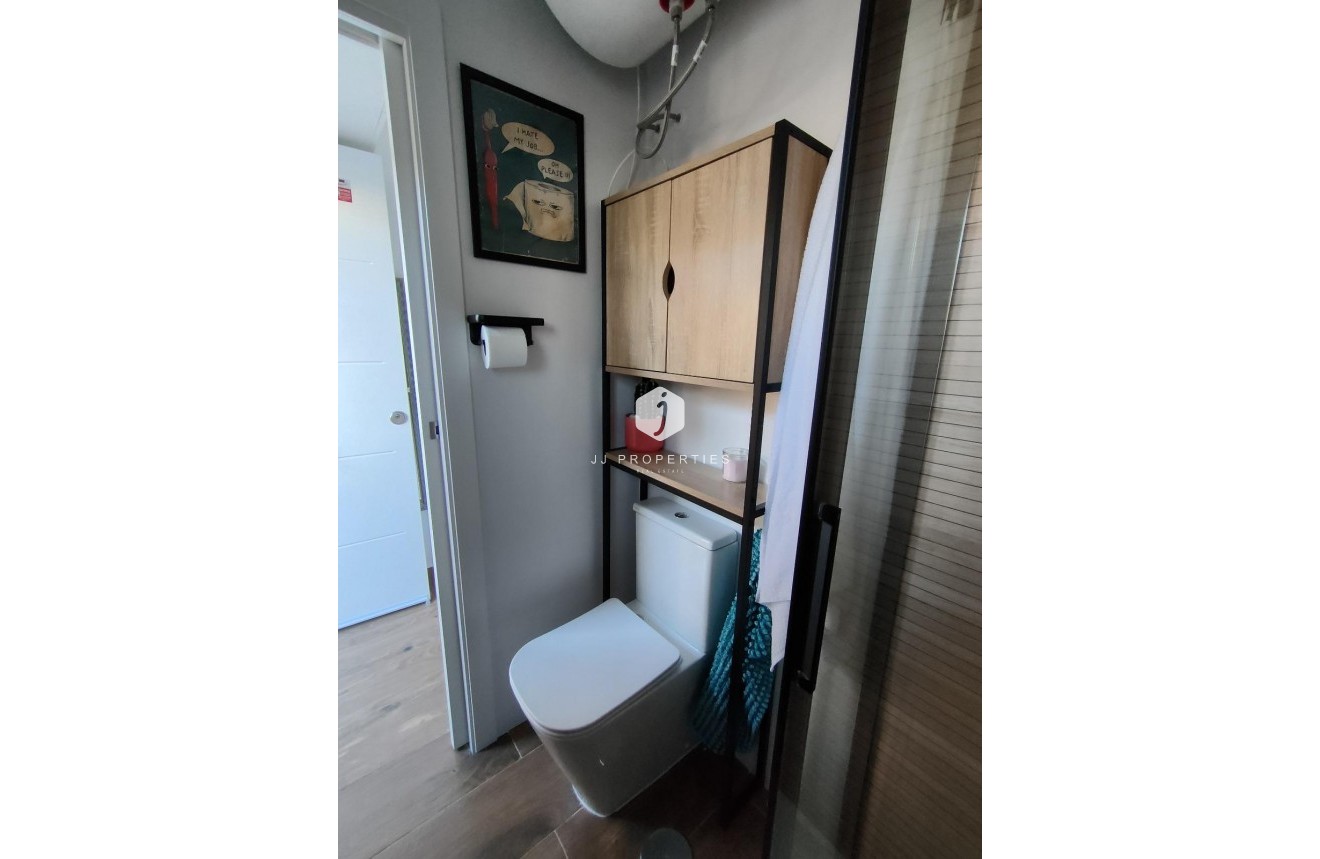 Segunda mano - Apartamento / piso -
Torrevieja - La Mata
