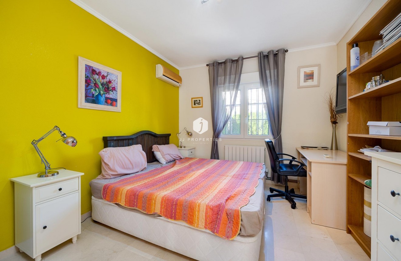 Segunda mano - Villa -
Orihuela Costa - Costa Blanca