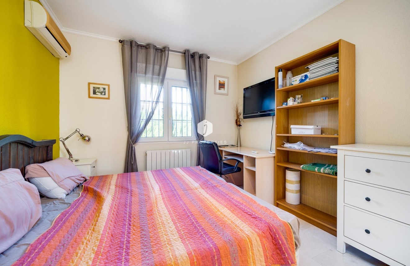 Segunda mano - Villa -
Orihuela Costa - Costa Blanca