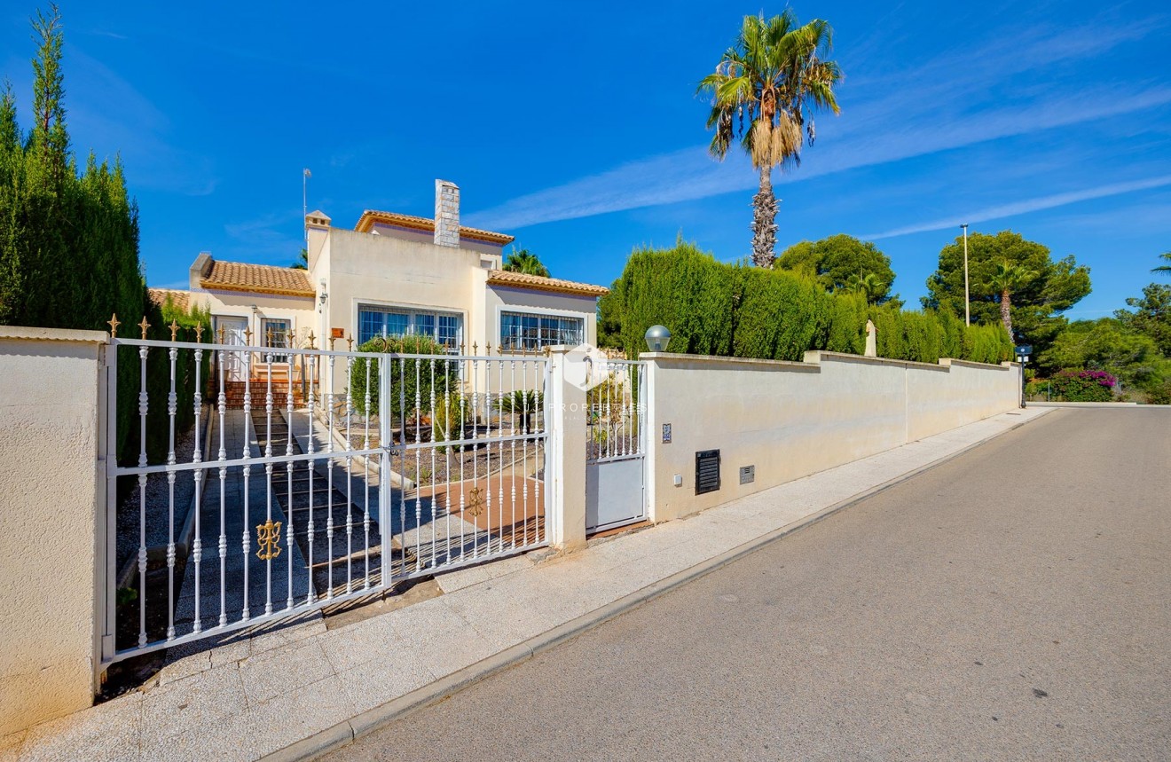 Segunda mano - Villa -
Orihuela Costa - Costa Blanca