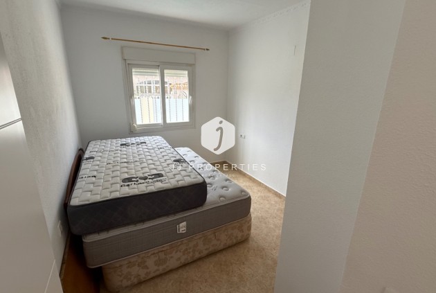 Segunda mano - Villa -
Torrevieja - Costa Blanca