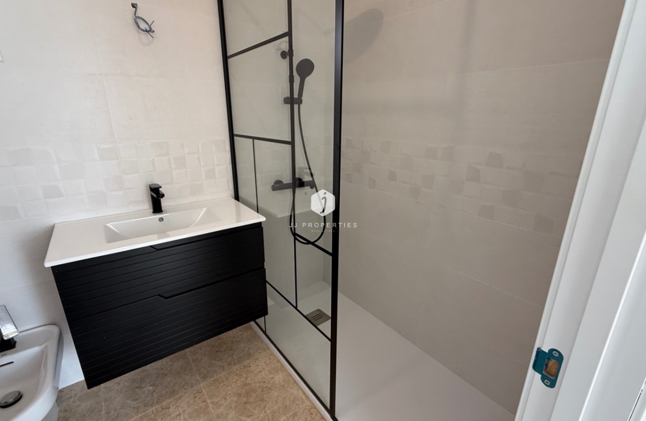 Segunda mano - Villa -
Torrevieja - Costa Blanca