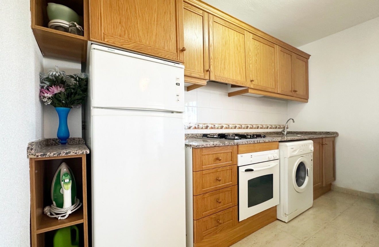 Segunda mano - Bungalow -
San Miguel de Salinas - Inland