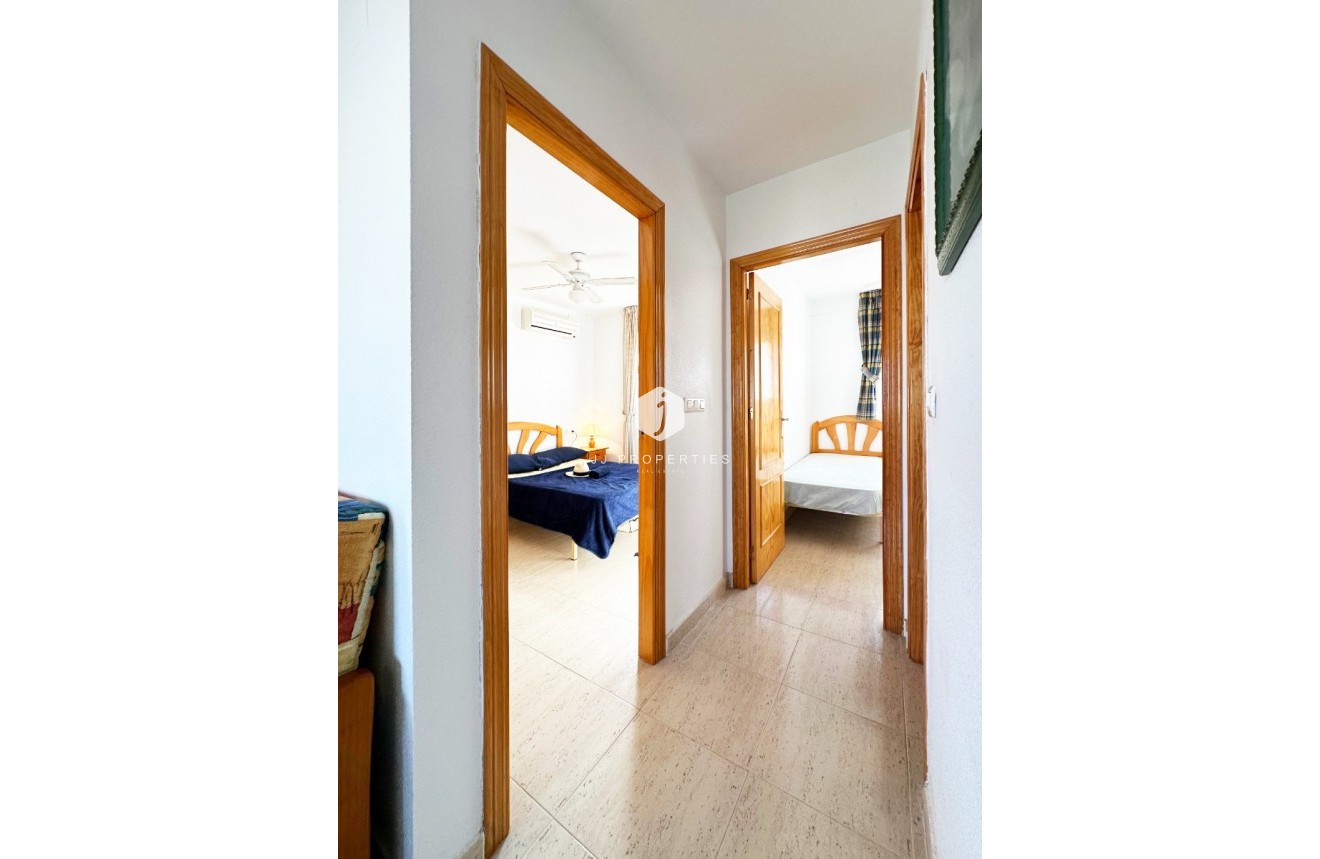 Segunda mano - Bungalow -
San Miguel de Salinas - Inland