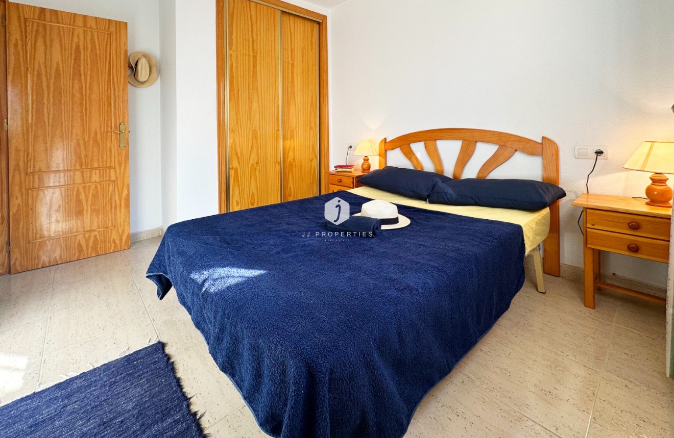 Segunda mano - Bungalow -
San Miguel de Salinas - Inland