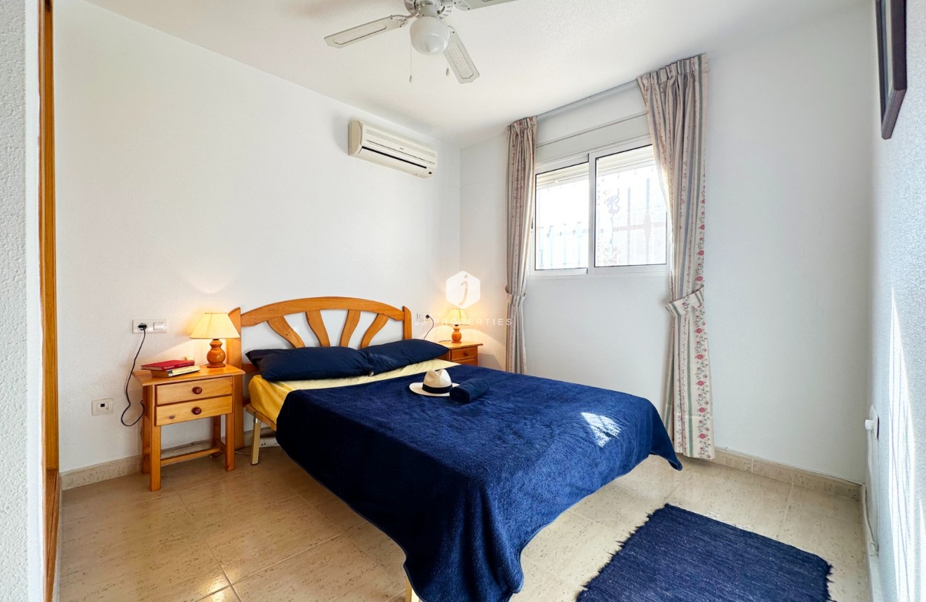 Segunda mano - Bungalow -
San Miguel de Salinas - Inland