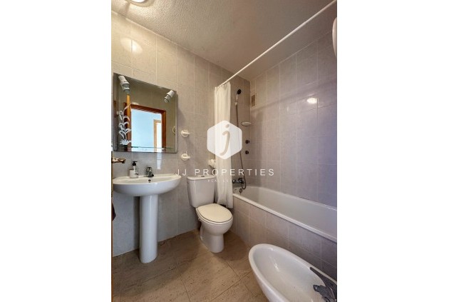 Segunda mano - Bungalow -
San Miguel de Salinas - Inland