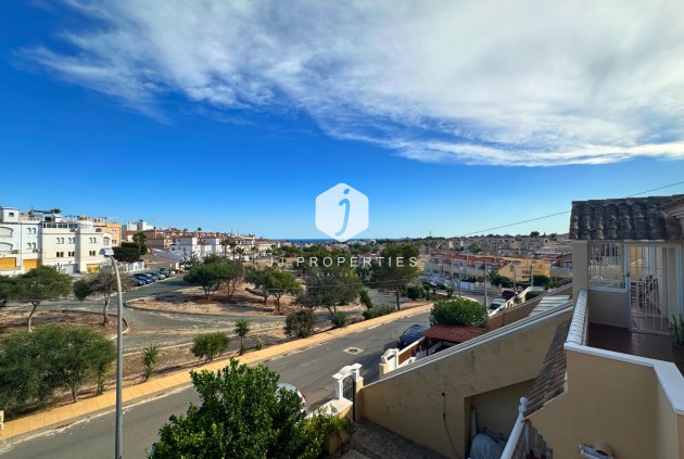 Segunda mano - Bungalow -
San Miguel de Salinas - Inland