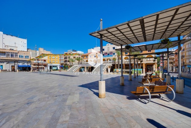 Segunda mano - Apartamento / piso -
Guardamar del Segura - Pueblo