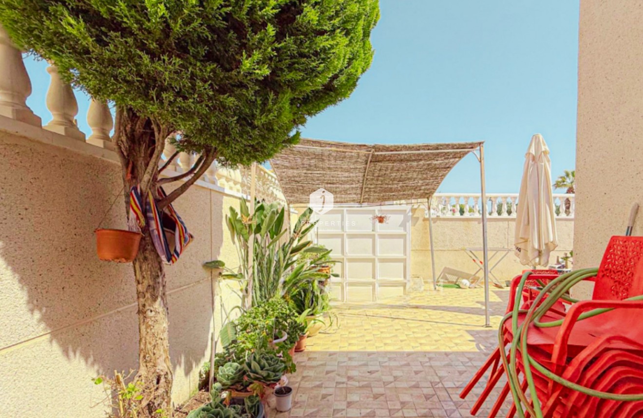 Segunda mano - Chalet -
Torrevieja - Costa Blanca