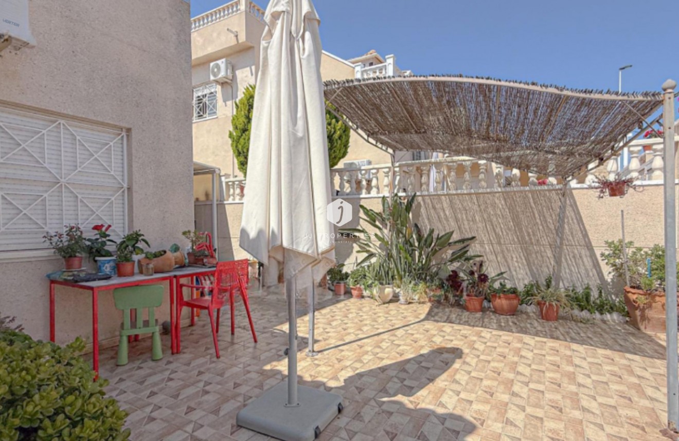 Segunda mano - Chalet -
Torrevieja - Costa Blanca