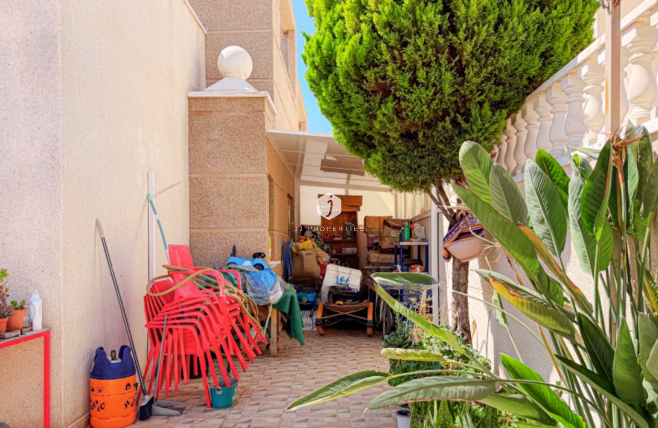 Segunda mano - Chalet -
Torrevieja - Costa Blanca