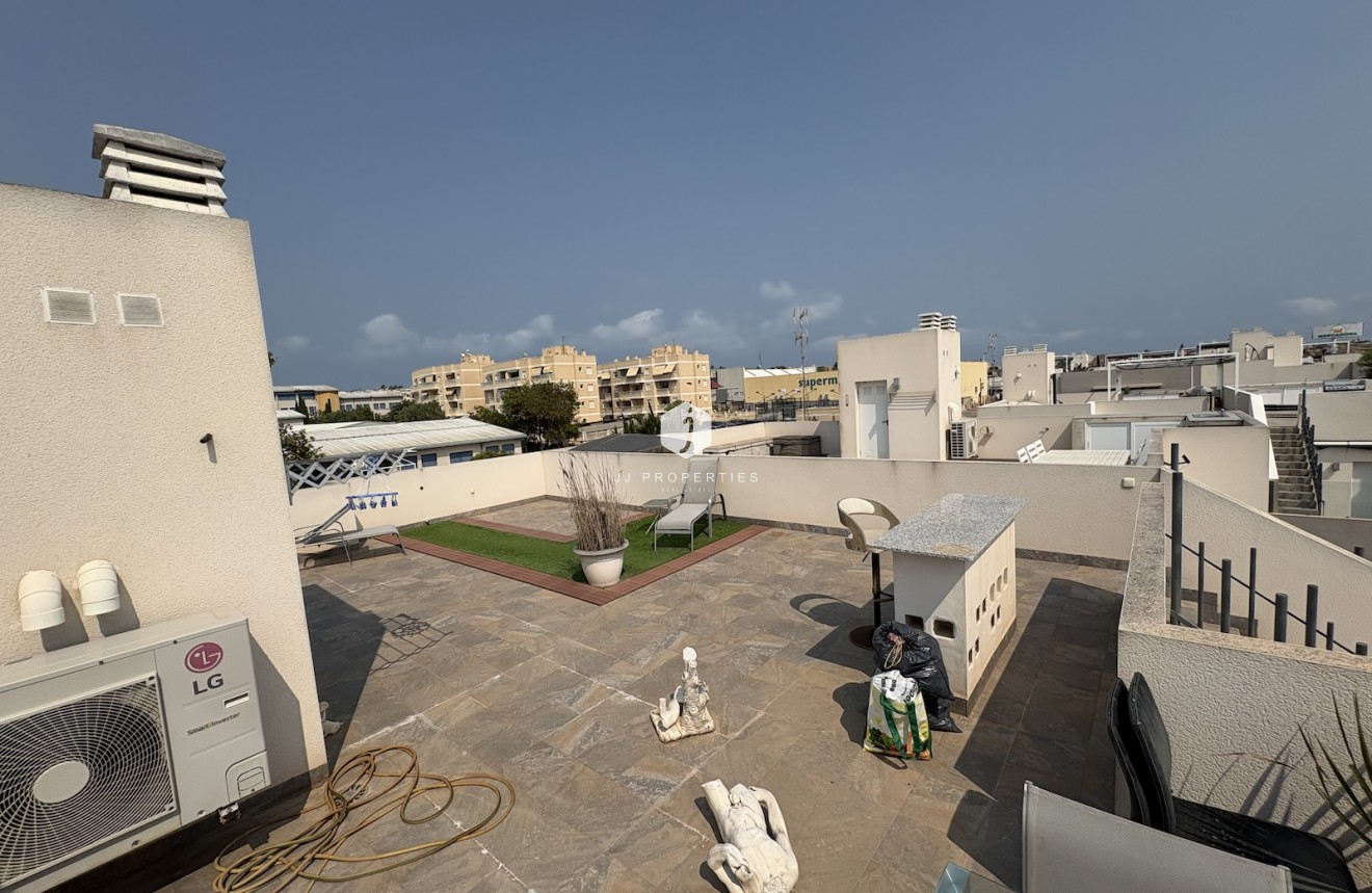 Tweedehands - Penthouse -
Torrevieja - Costa Blanca