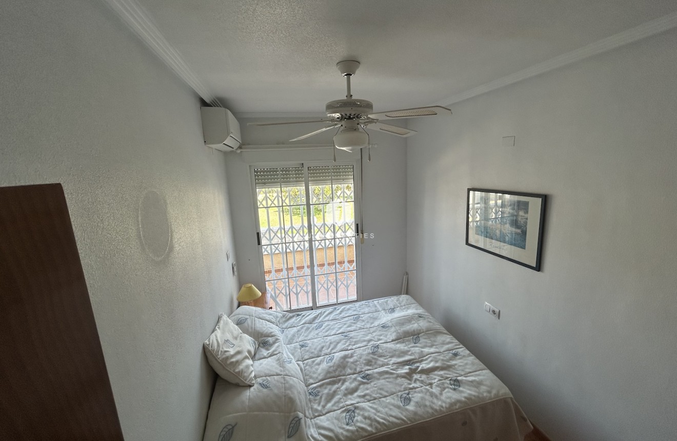 Segunda mano - Chalet -
Torrevieja - Costa Blanca