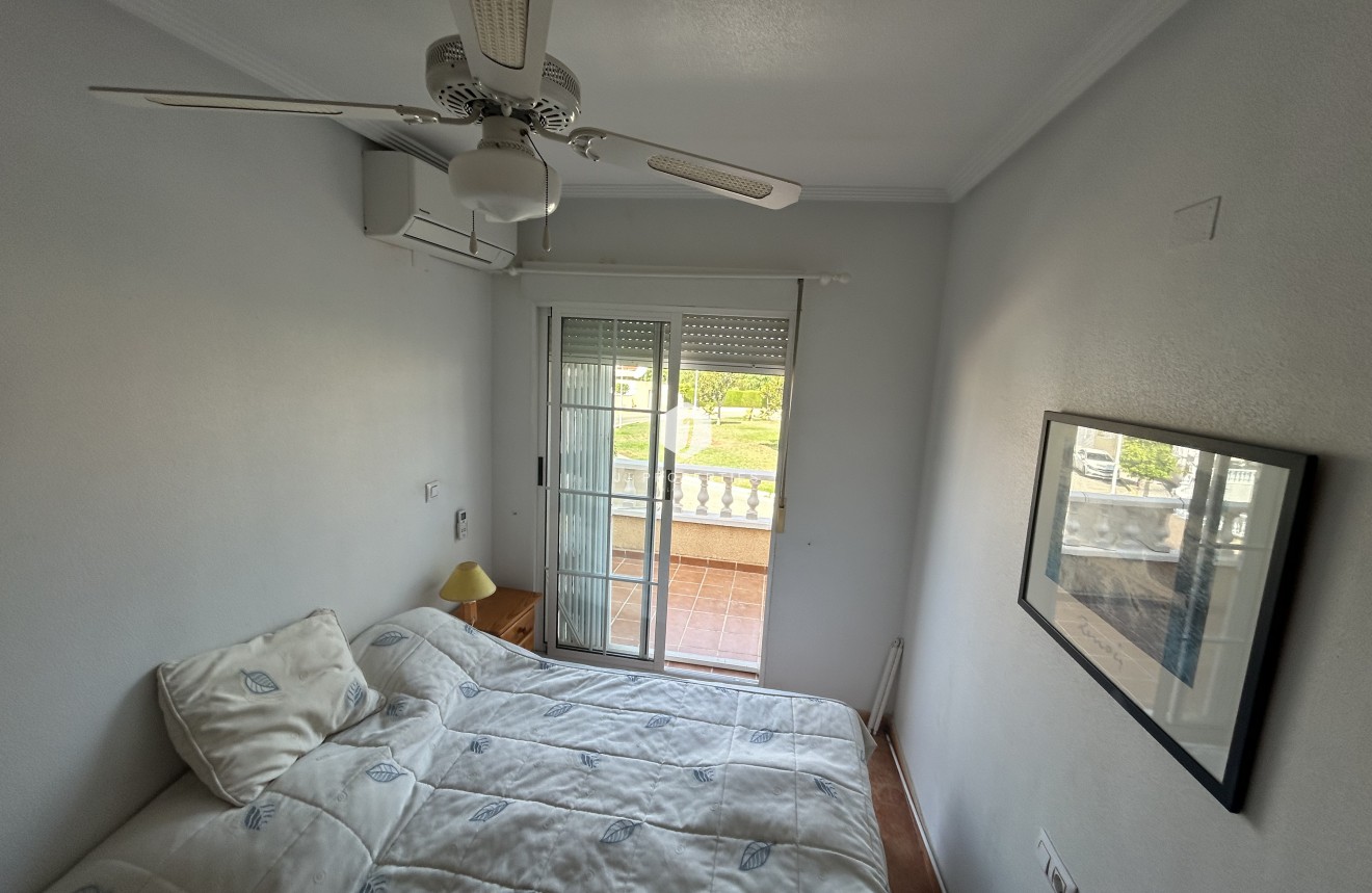 Segunda mano - Chalet -
Torrevieja - Costa Blanca