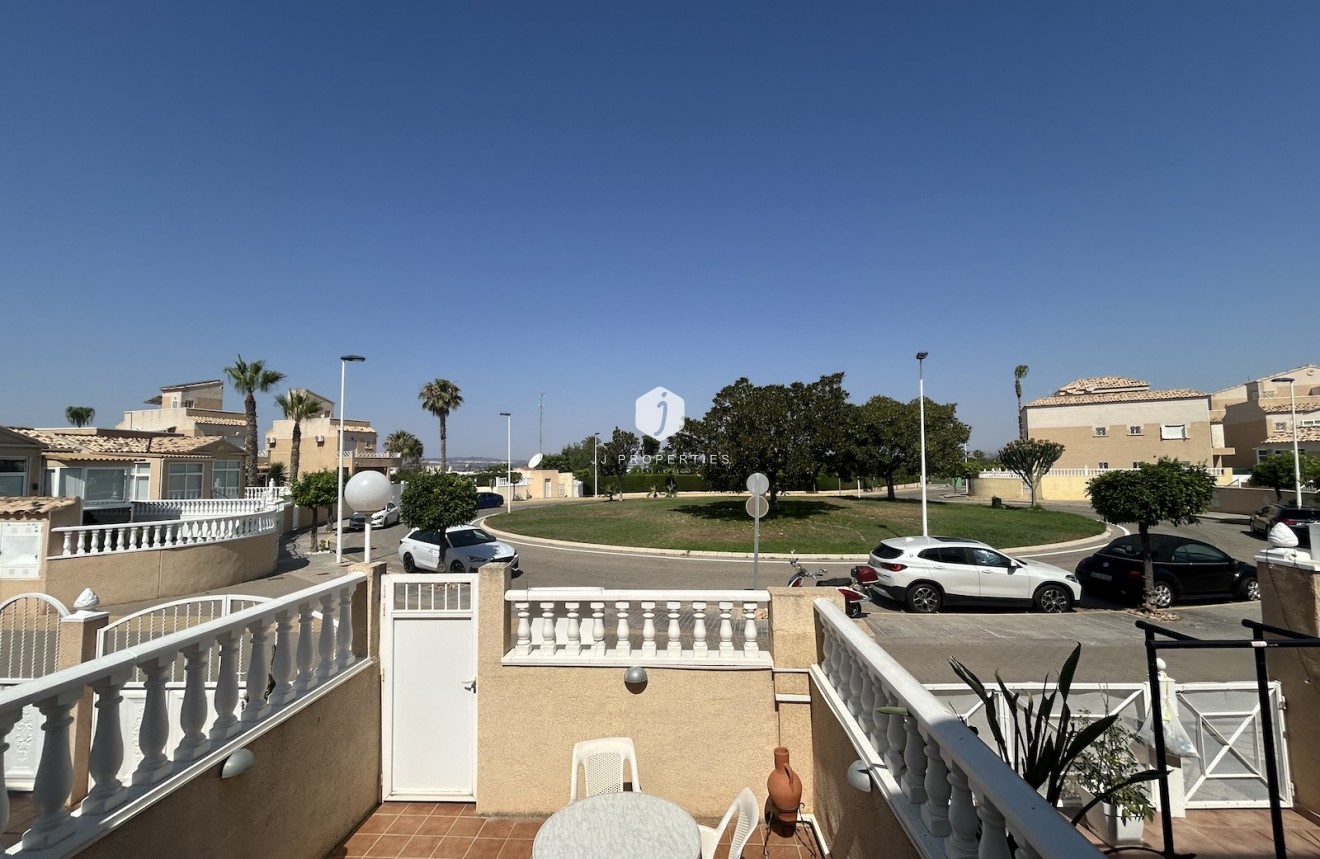 Segunda mano - Chalet -
Torrevieja - Costa Blanca