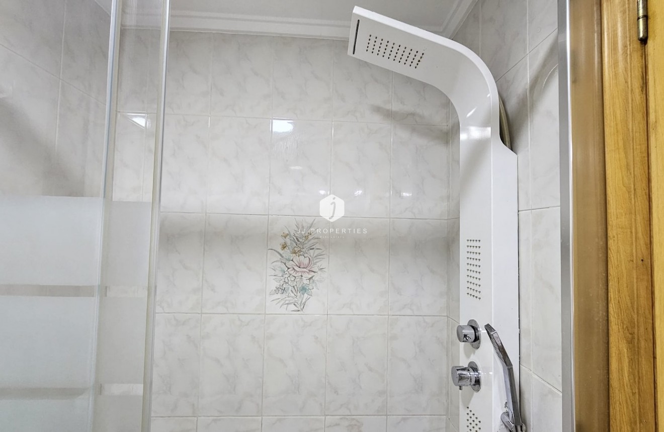 Segunda mano - Apartamento / piso -
Torrevieja - Costa Blanca