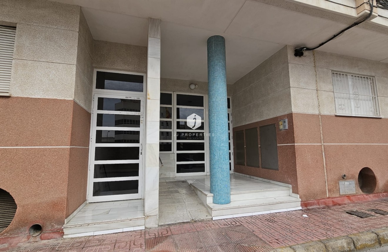 Segunda mano - Apartamento / piso -
Torrevieja - Costa Blanca