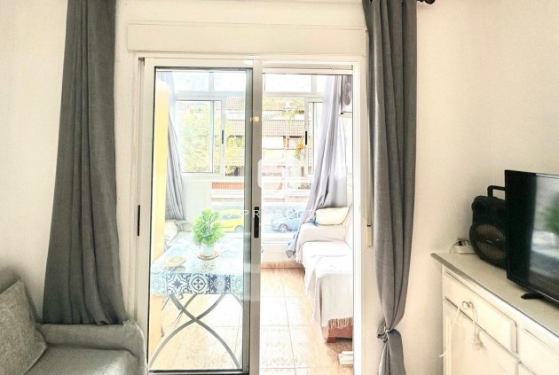 Segunda mano - Apartamento / piso -
Torrevieja - Playa del Cura