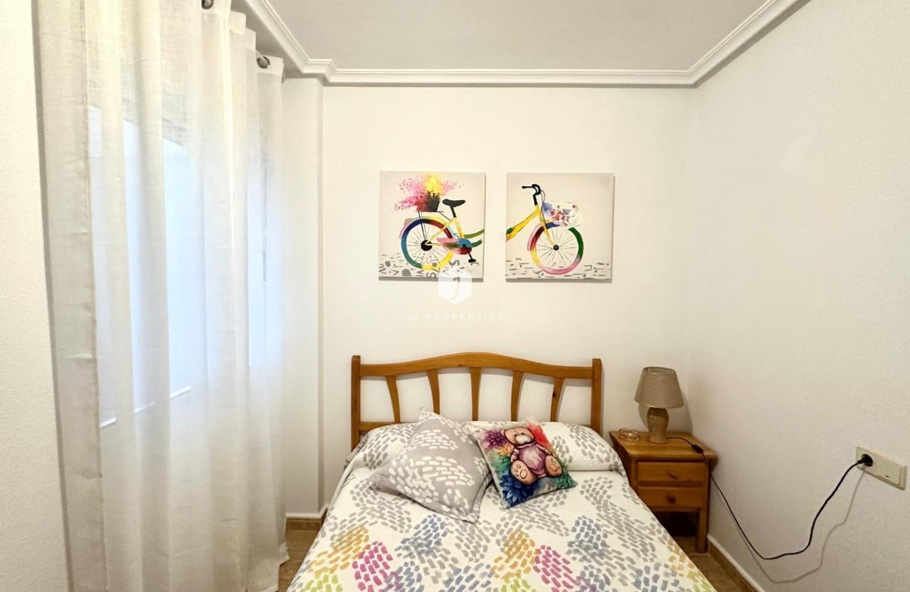 Segunda mano - Apartamento / piso -
Torrevieja - Playa del Cura