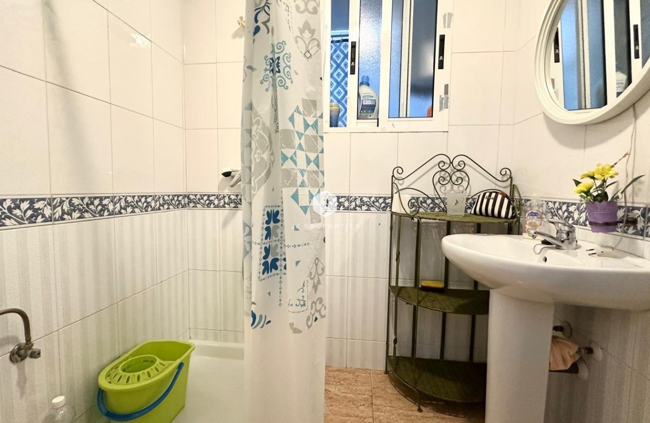 Segunda mano - Apartamento / piso -
Torrevieja - Playa del Cura