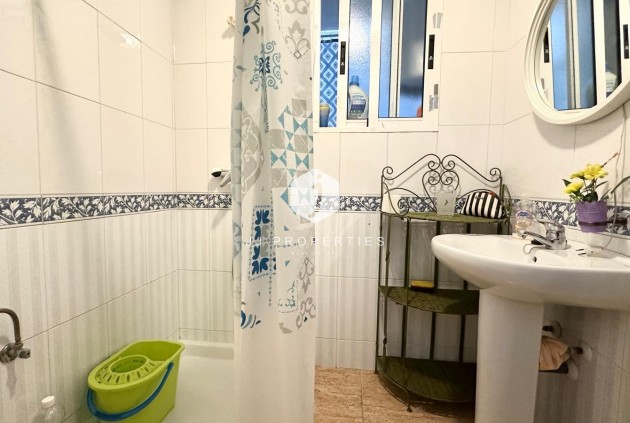 Segunda mano - Apartamento / piso -
Torrevieja - Playa del Cura