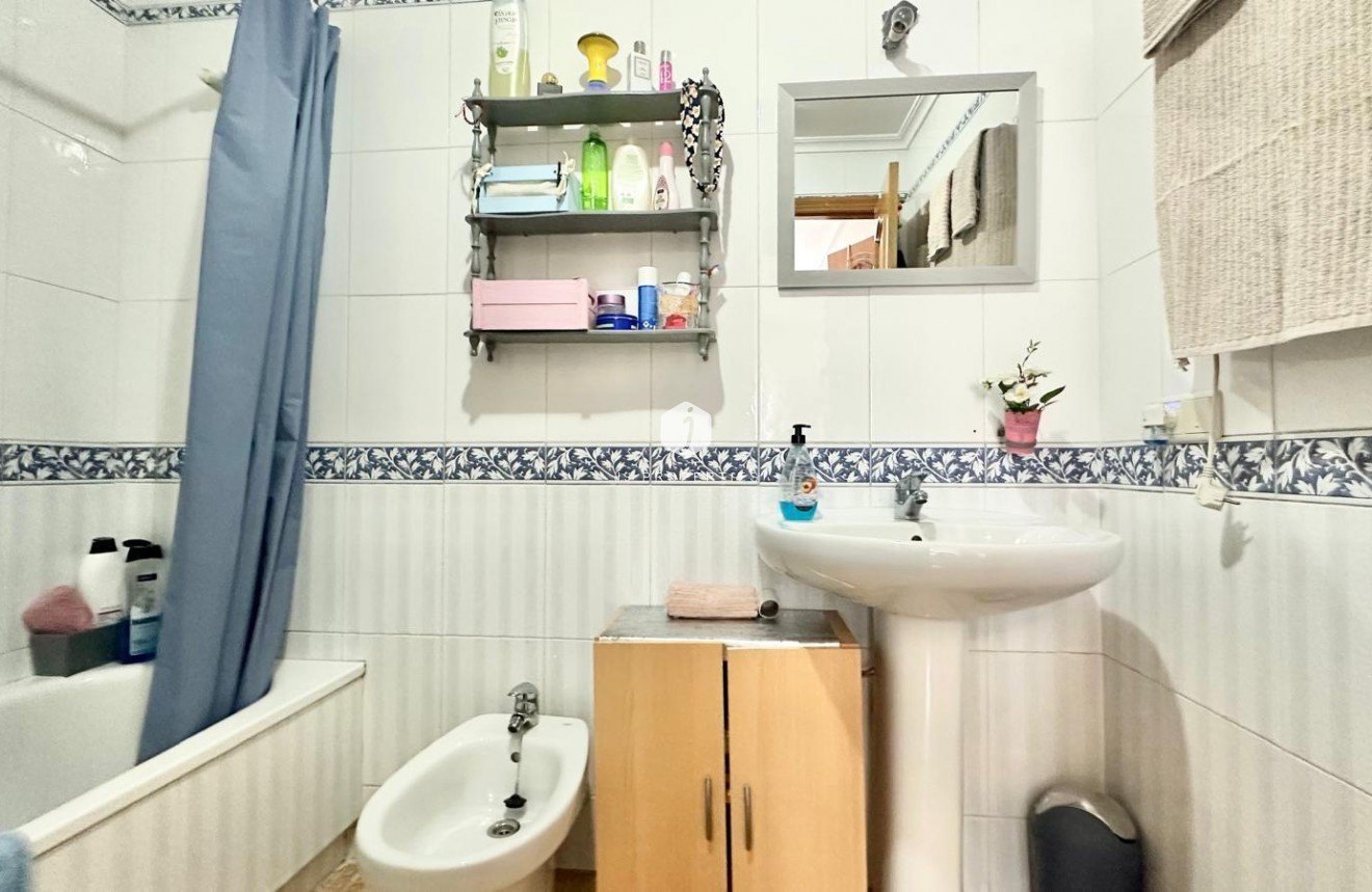 Segunda mano - Apartamento / piso -
Torrevieja - Playa del Cura