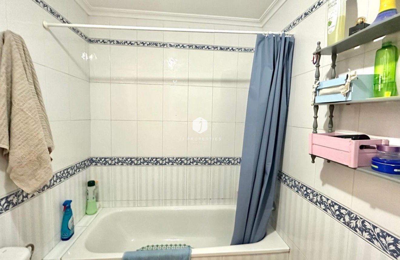 Segunda mano - Apartamento / piso -
Torrevieja - Playa del Cura