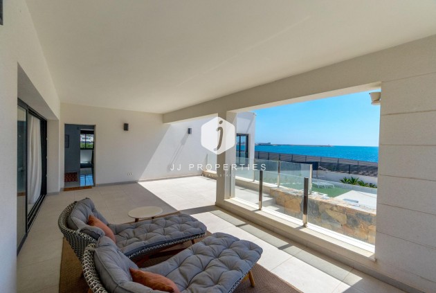 Segunda mano - Villa -
Torrevieja - La veleta