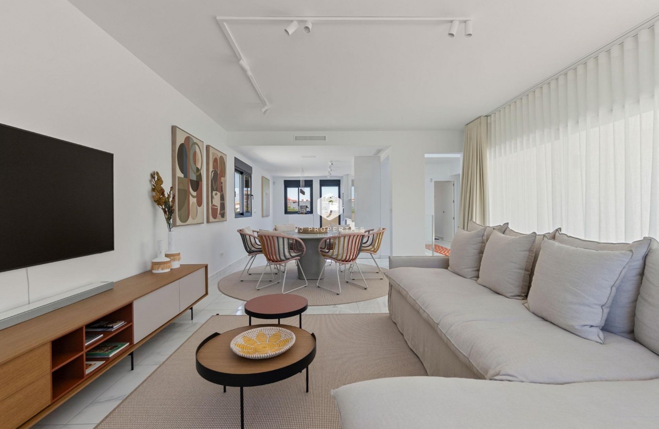 Segunda mano - Villa -
Torrevieja - La veleta