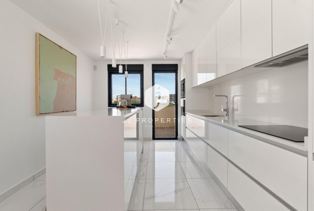 Segunda mano - Villa -
Torrevieja - La veleta