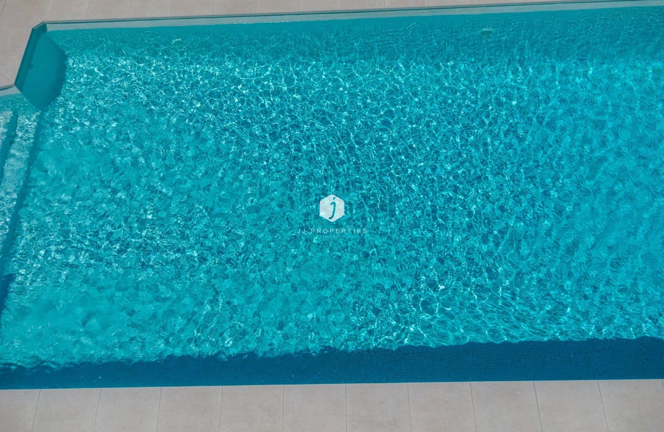 Segunda mano - Villa -
Torrevieja - La veleta