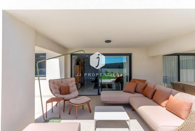 Segunda mano - Villa -
Torrevieja - La veleta